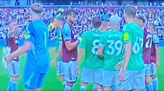 PL football match day 1