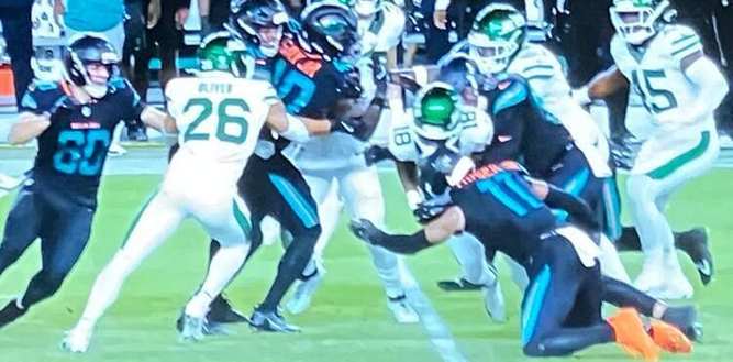 Sports Today: NASCAR and Monday Night Football, EPL and NFL 12 NFL Monday Night Football September 2025 3