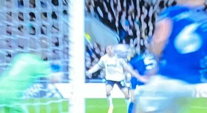 Sports Today: NASCAR and Monday Night Football, EPL and NFL 11 Premier League September 2025 5